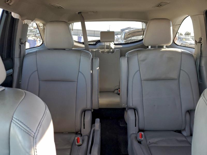 Photo 10 from auction – 2019 TOYOTA HIGHLANDER with VIN 5TDKZRFHXKS560768