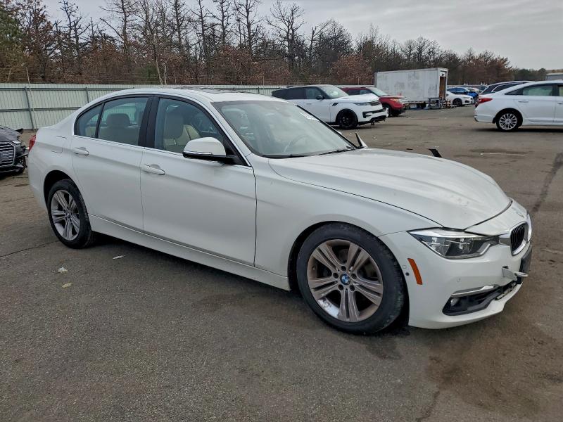 Photo 4 from auction – 2018 BMW 330 XI with VIN WBA8D9C56JA615275