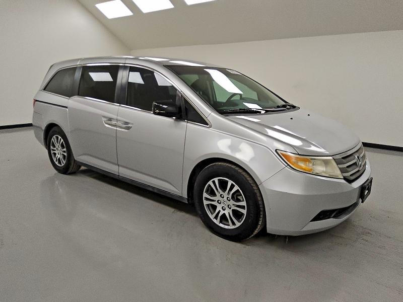 Photo 4 from auction – 2012 HONDA ODYSSEY EX with VIN 5FNRL5H4XCB068198