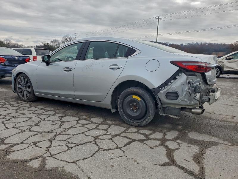 Photo 2 from auction – 2018 MAZDA 6 TOURING with VIN JM1GL1VM9J1322106