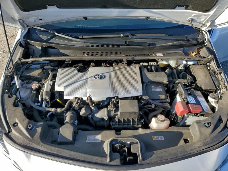 Photo 11 from auction – 2022 TOYOTA PRIUS PRIM with VIN JTDKAMFP4N3201889