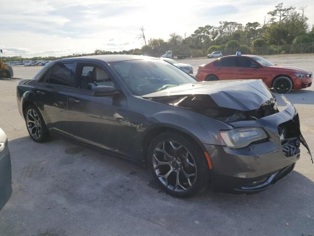 Photo 4 from auction – 2017 CHRYSLER 300 S with VIN 2C3CCABG3HH505949