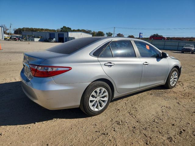 Photo 3 from auction – 2015 TOYOTA CAMRY LE with VIN 4T4BF1FKXFR511076