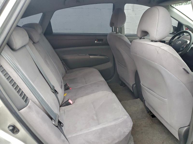 Photo 11 from auction – 2004 TOYOTA PRIUS with VIN JTDKB20U640109098