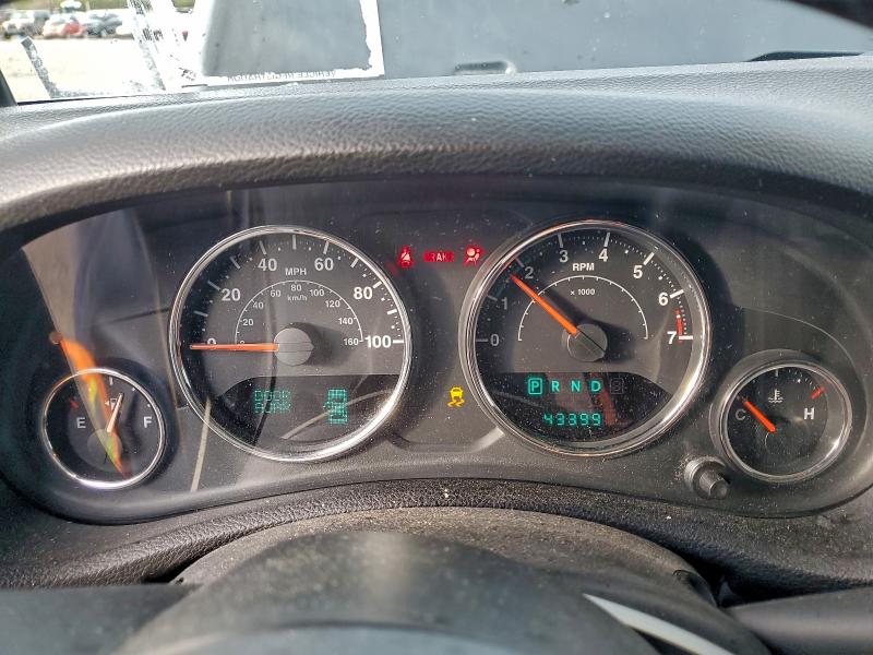 Photo 9 from auction – 2014 JEEP WRANGLER U with VIN 1C4BJWEG1EL111306