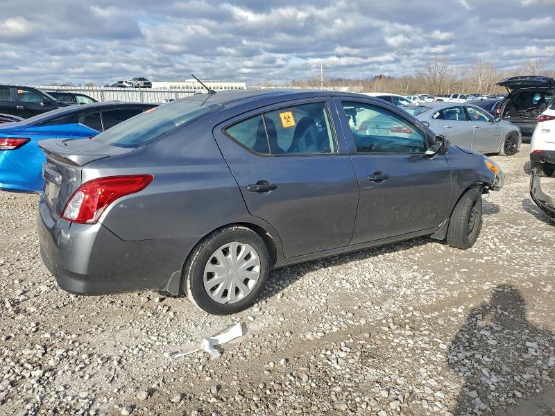 Photo 3 from auction – 2017 NISSAN VERSA S with VIN 3N1CN7AP1HL881442
