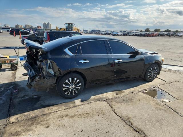 Photo 3 from auction – 2017 NISSAN ALTIMA 2.5 with VIN 1N4AL3AP5HC170332