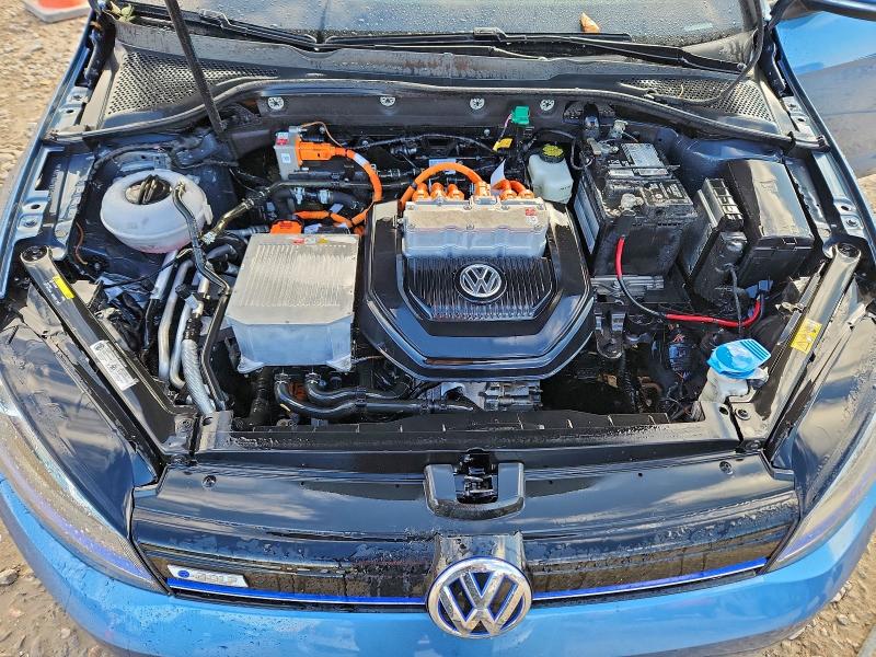 Photo 11 from auction – 2015 VOLKSWAGEN E-GOLF SEL with VIN WVWPP7AU6FW903716