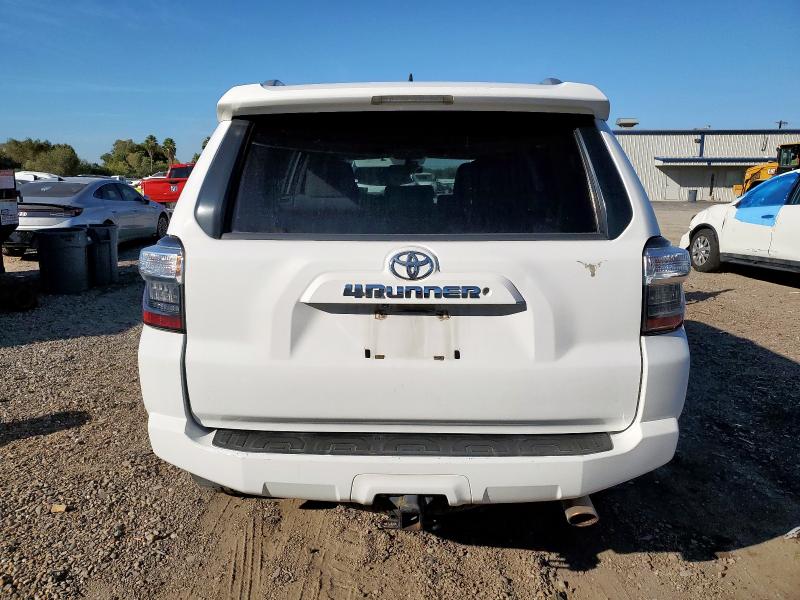 Photo 6 from auction – 2014 TOYOTA 4RUNNER SR with VIN JTEZU5JR2E5071521