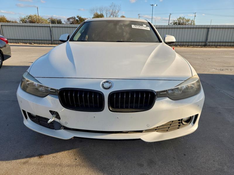 Photo 5 from auction – 2015 BMW 320 I with VIN WBA3B1G52FNT64394