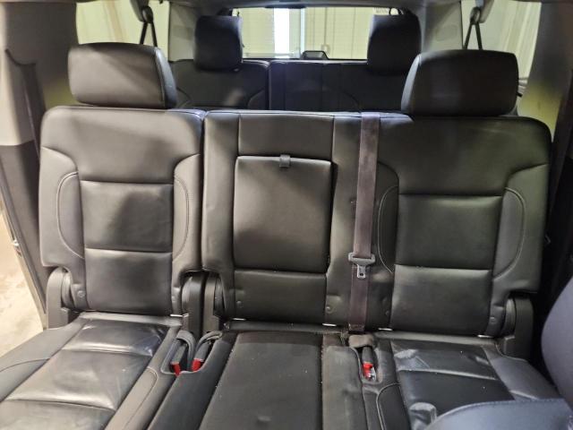 Photo 10 from auction – 2016 CHEVROLET SUBURBAN K with VIN 1GNSKHKC5GR210924
