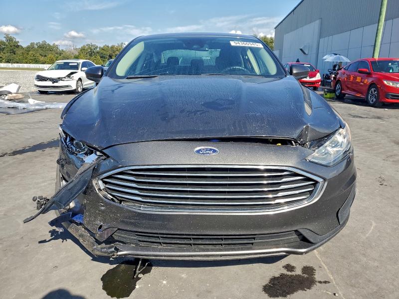 Photo 5 from auction – 2019 FORD FUSION SE with VIN 3FA6P0HD8KR102314