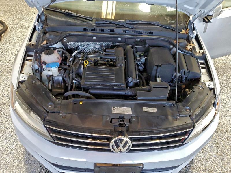 Photo 12 from auction – 2017 VOLKSWAGEN JETTA S with VIN 3VW2B7AJ0HM405509