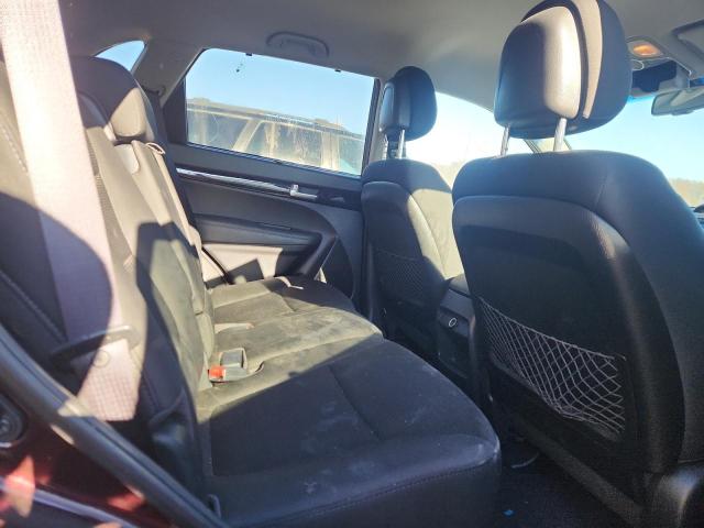 Photo 11 from auction – 2014 KIA SORENTO LX with VIN 5XYKT4A64EG514929