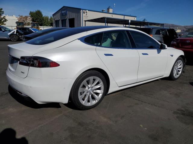 Photo 3 from auction – 2016 TESLA MODEL S with VIN 5YJSA1E24GF152526