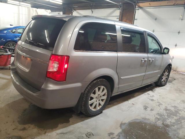 Photo 3 from auction – 2016 CHRYSLER TOWN & COU with VIN 2C4RC1BG0GR193460