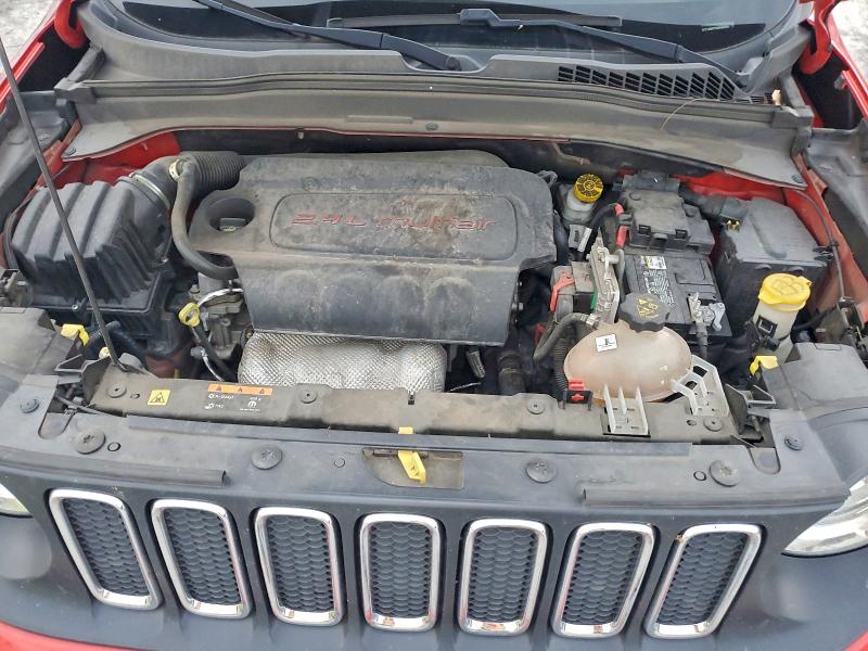 Photo 11 from auction – 2016 JEEP RENEGADE L with VIN ZACCJBBT7GPD41736
