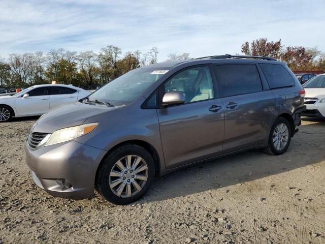 TOYOTA SIENNA LE 2011 with VIN 5TDJK3DC5BS020586 - Photo from auction