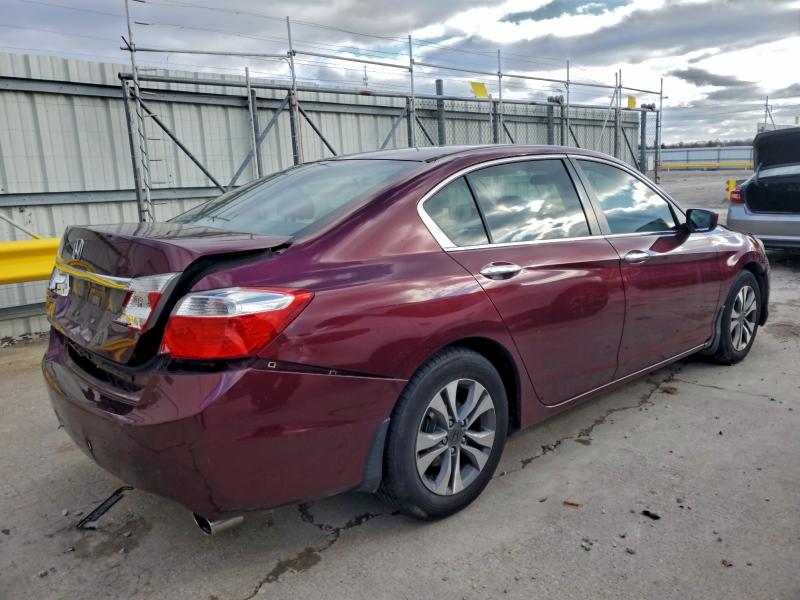 Photo 3 from auction – 2015 HONDA ACCORD with VIN 1HGCR2F30FA200977