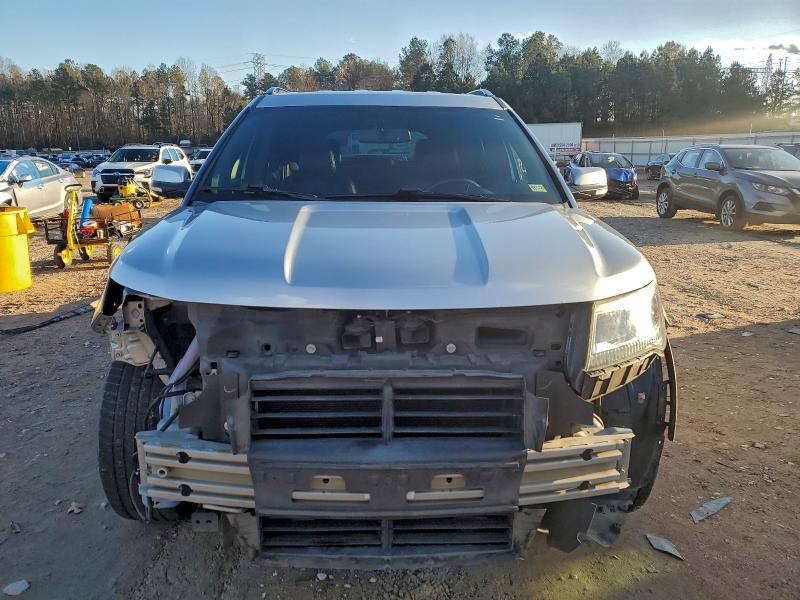 Photo 5 from auction – 2016 FORD EXPLORER L with VIN 1FM5K8F86GGB88144