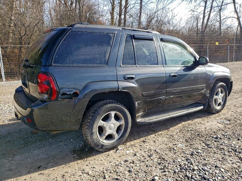Photo 3 from auction – 2006 CHEVROLET TRAILBLAZE with VIN 1GNDT13S462229779