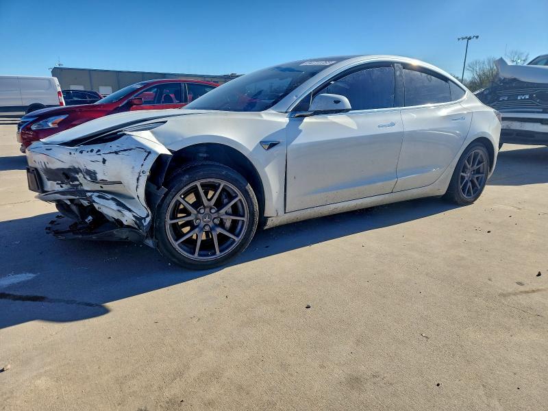 TESLA MODEL 3 2020 with VIN 5YJ3E1EA2LF658771 - Photo from auction