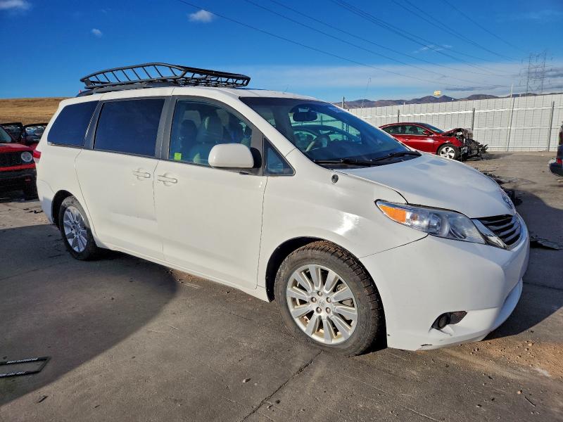 Photo 4 from auction – 2011 TOYOTA SIENNA XLE with VIN 5TDDK3DC3BS002195