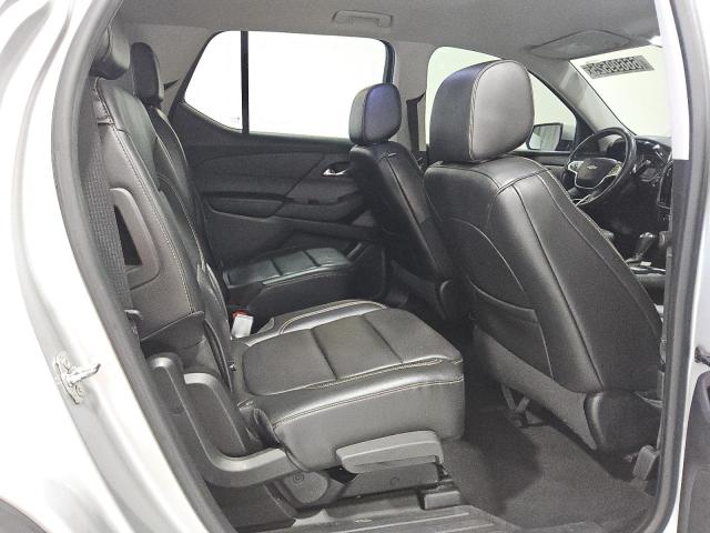 Photo 11 from auction – 2018 CHEVROLET TRAVERSE L with VIN 1GNERHKW5JJ100660