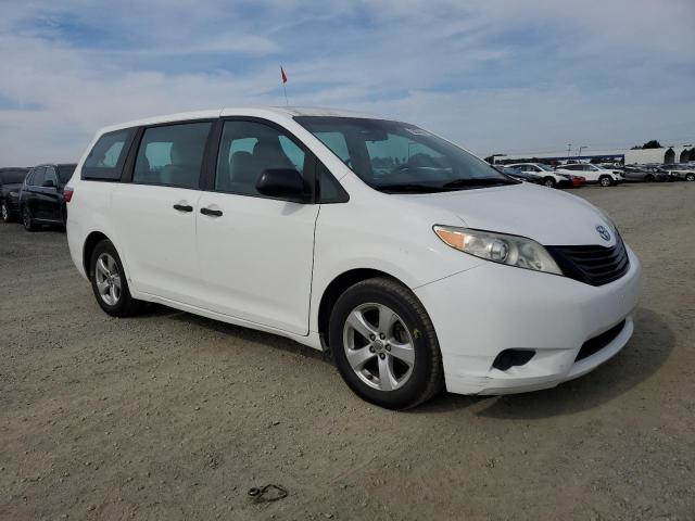 Foto 4 de la subasta – 2017 TOYOTA SIENNA con VIN 5TDZZ3DC5HS819047