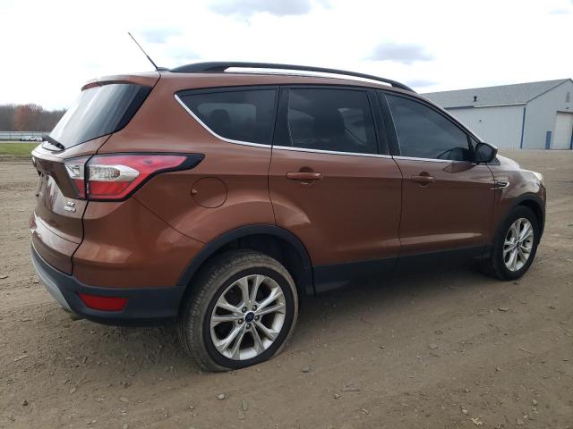 Photo 3 from auction – 2017 FORD ESCAPE SE with VIN 1FMCU9GD5HUC21656