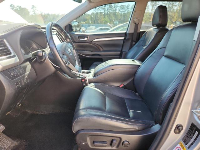 Photo 7 from auction – 2018 TOYOTA HIGHLANDER with VIN 5TDKZRFHXJS534153