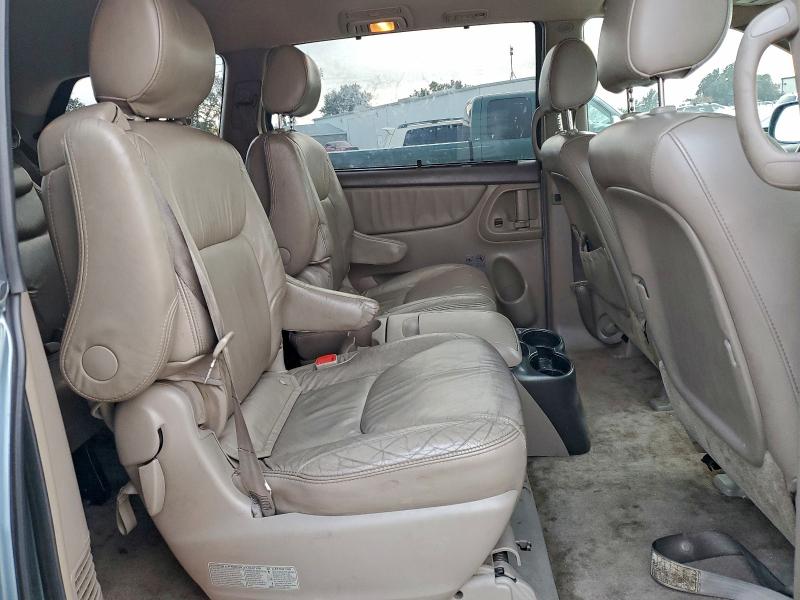 Photo 11 from auction – 2008 TOYOTA SIENNA XLE with VIN 5TDZK22C48S166325