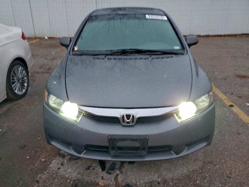 Снимка 5 от търг – 2010 HONDA CIVIC с VIN 19XFA1F89AE083981