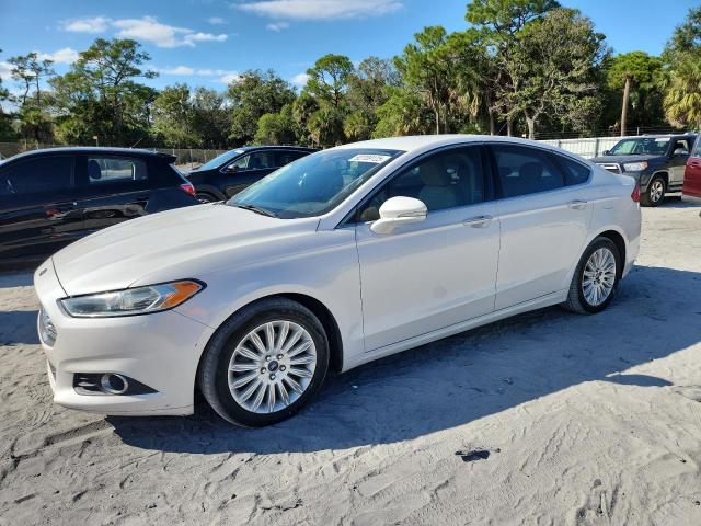 FORD FUSION SE 2016 with VIN 3FA6P0LU8GR275491 - Photo from auction