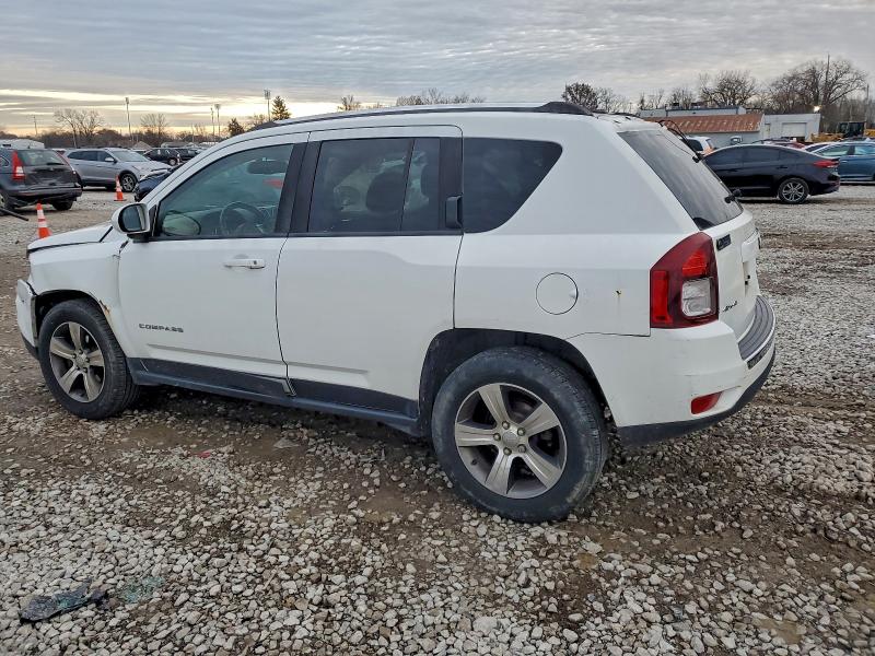 Photo 2 from auction – 2017 JEEP COMPASS with VIN 1C4NJDEB1HD109687