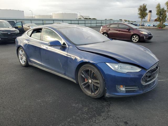Photo 4 from auction – 2015 TESLA MODEL S with VIN 5YJSA1E2XFF120260