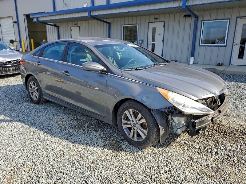 Photo 4 from auction – 2013 HYUNDAI SONATA GLS with VIN 5NPEB4AC4DH673656
