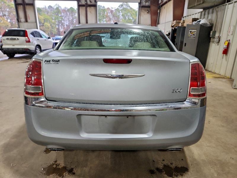 Photo 6 from auction – 2013 CHRYSLER 300 with VIN 2C3CCAAG6DH697413