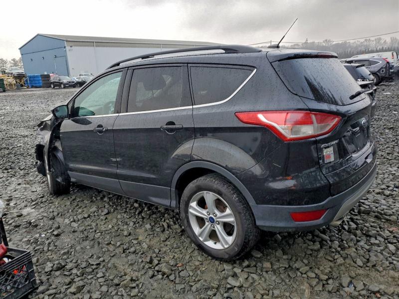 Photo 2 from auction – 2015 FORD ESCAPE SE with VIN 1FMCU0GXXFUA48381