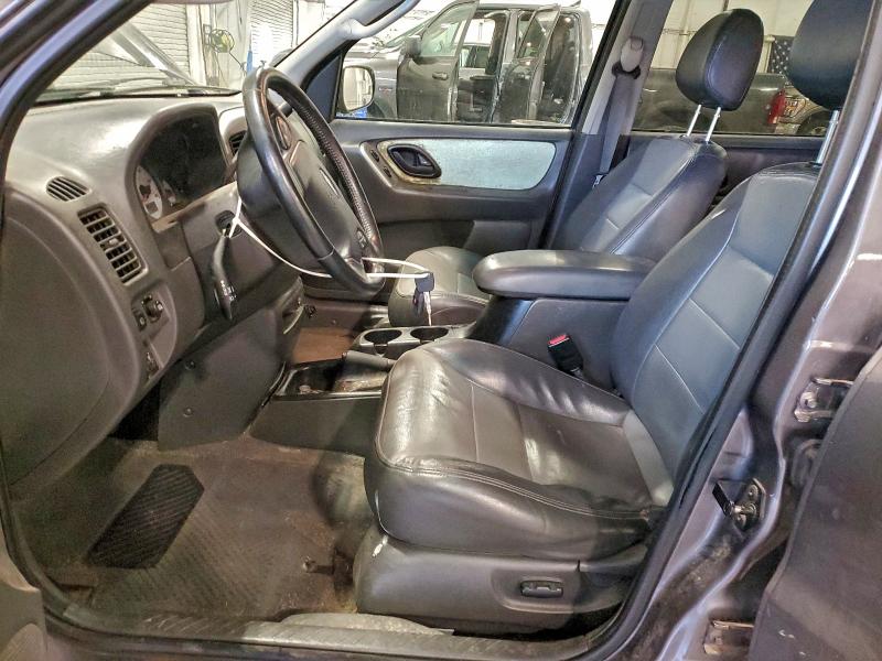 Photo 7 from auction – 2003 FORD ESCAPE XLT with VIN 1FMYU93133KB77453
