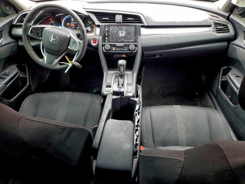 Photo 8 from auction – 2018 HONDA CIVIC EX with VIN 2HGFC2F71JH570718