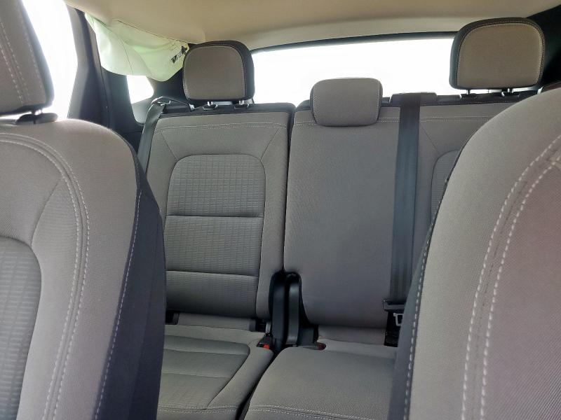 Photo 10 from auction – 2021 FORD ESCAPE with VIN 1FMCU0F69MUA15152