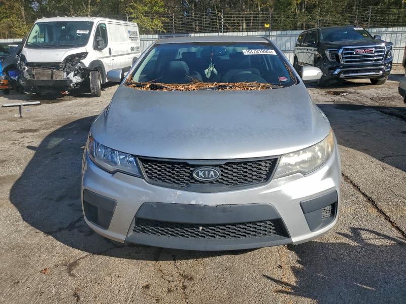 Photo 5 from auction – 2010 KIA FORTE EX with VIN KNAFU6A25A5112473
