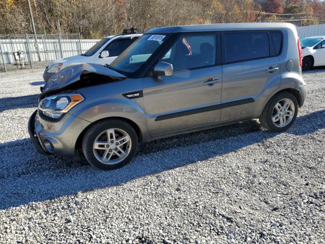 KIA SOUL 2013 with VIN KNDJT2A53D7606486 - Photo from auction