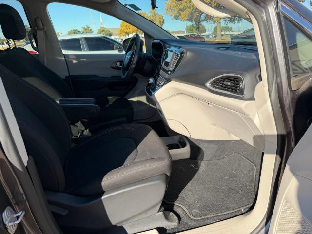 Photo 5 from auction – 2021 CHRYSLER VOYAGER L with VIN 2C4RC1AG7MR566541