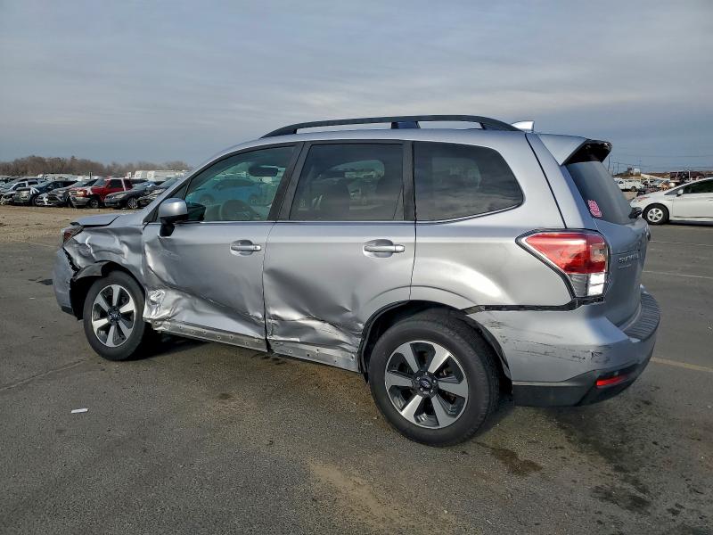 Photo 2 from auction – 2017 SUBARU FORESTER 2 with VIN JF2SJARC3HH559369