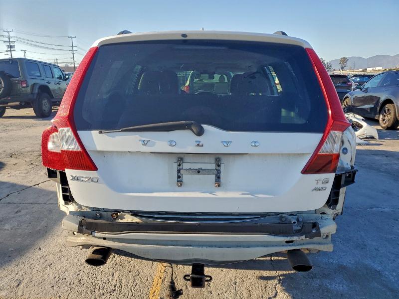 Photo 6 from auction – 2012 VOLVO XC70 T6 with VIN YV4902BZ0C1132704