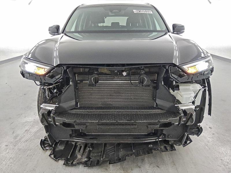 Photo 5 from auction – 2025 TOYOTA GRAND HIGH with VIN 5TDAAAA54SS024335