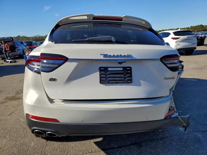 Photo 6 from auction – 2021 MASERATI LEVANTE SP with VIN ZN661XUS2MX372947