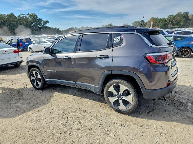 Фото 2 с аукциона – 2018 JEEP COMPASS LA с VIN 3C4NJCBB1JT286593